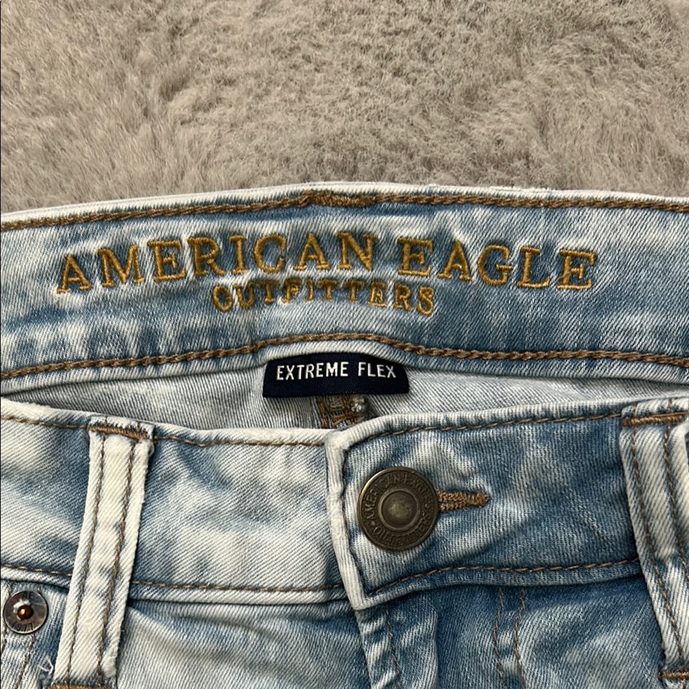 **LAST CHANCE!! American Eagle Outfitters Men’s Slim Cut Distressed Jeans - Picture 9 of 14